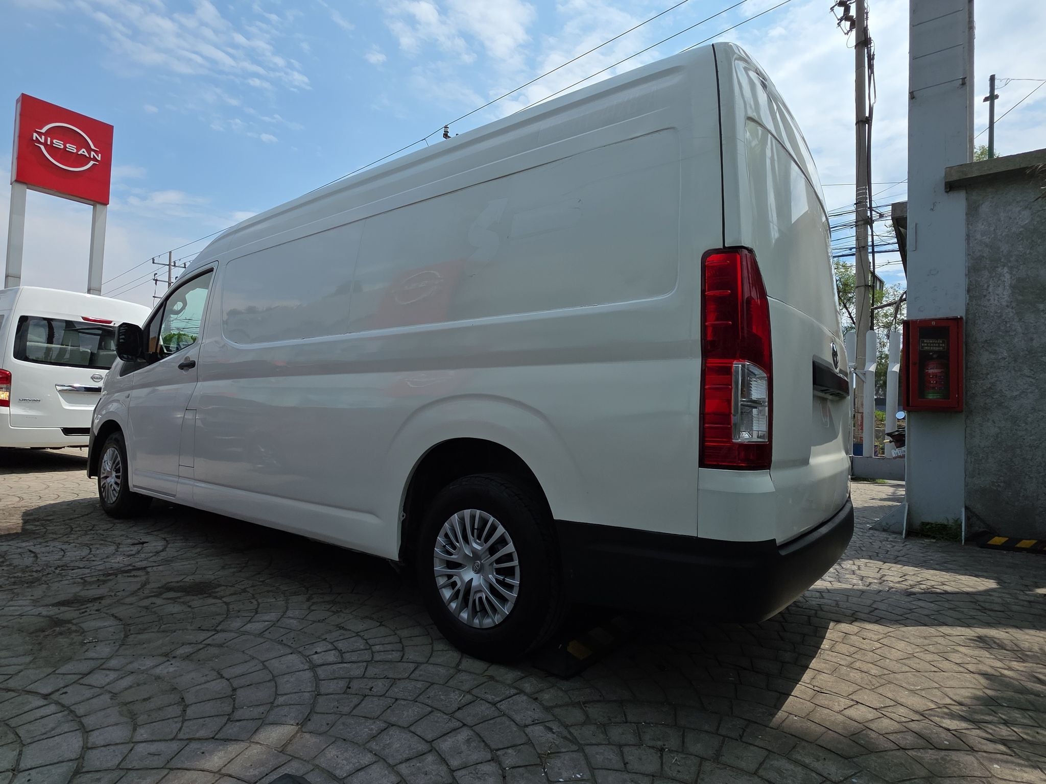 2020 Toyota HIACE 5 PTS DX SUPERLARGA TM5 TOLDO ALTO