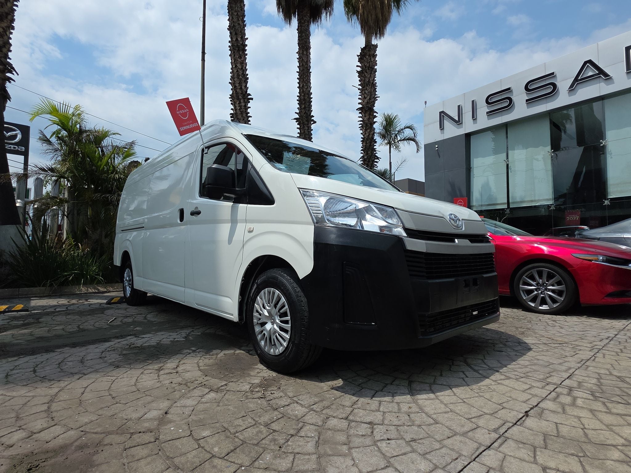 2020 Toyota HIACE 5 PTS DX SUPERLARGA TM5 TOLDO ALTO