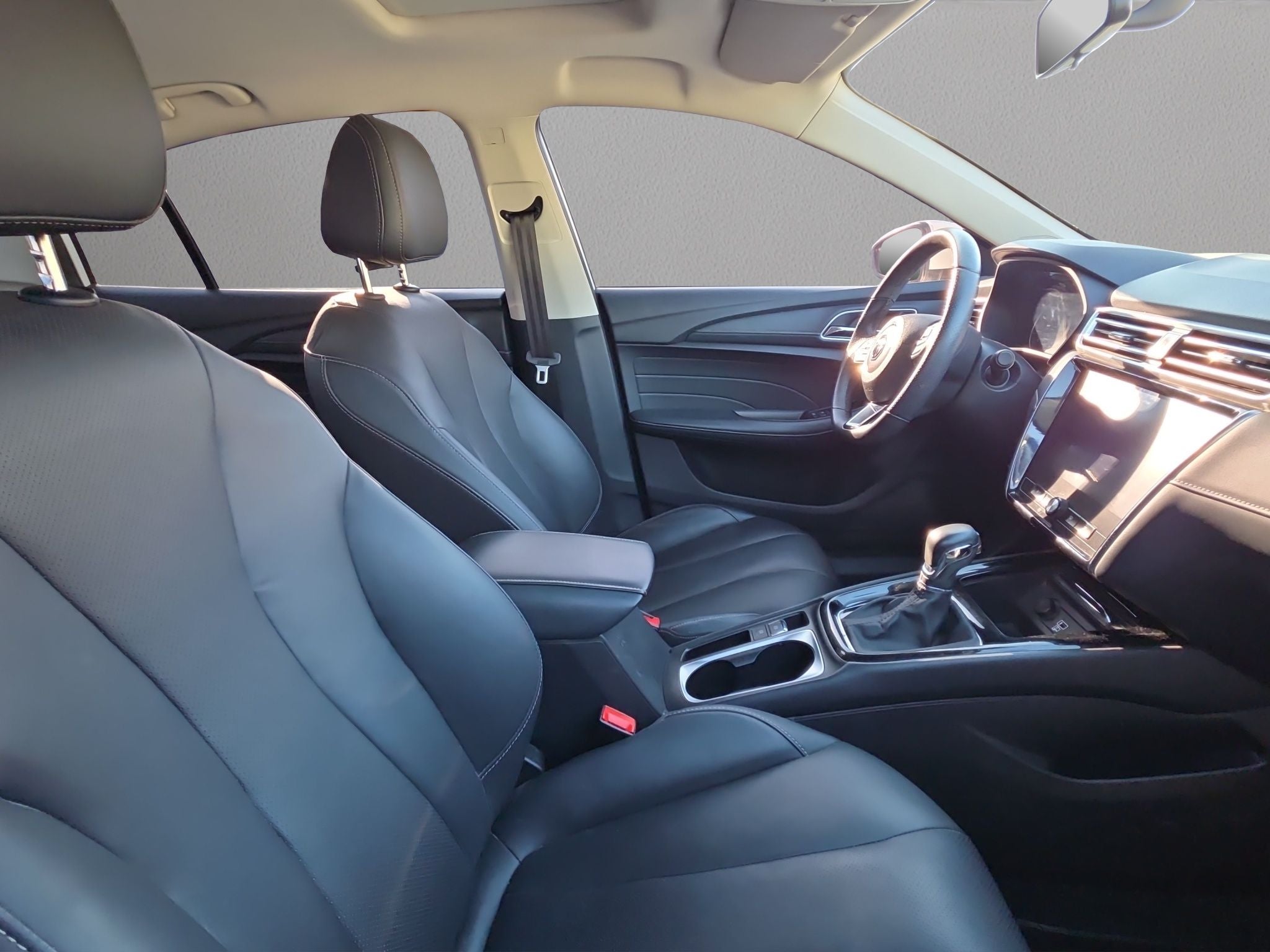 2023 MG MG 5 1.5 DEL Elegance At