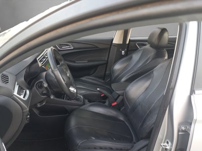 2023 MG MG 5 4 PTS EXCITE 15L TA VE PIEL RA-16