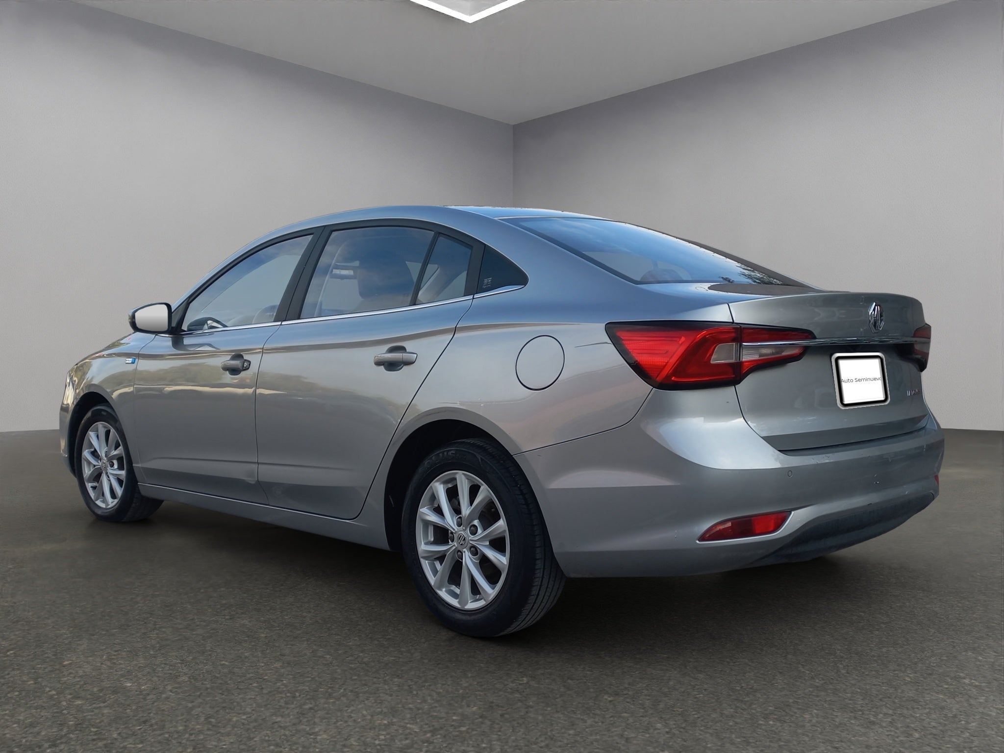 2023 MG MG 5 4 PTS EXCITE 15L TA VE PIEL RA-16