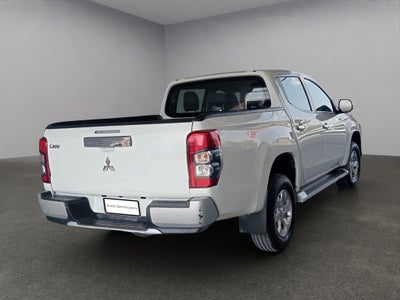 2022 Mitsubishi L200 2.4 GLX 4x2 Mt