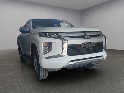 2022 Mitsubishi L200 2.4 GLX 4x2 Mt