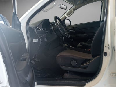 2022 Mitsubishi L200 2.4 GLX 4x2 Mt