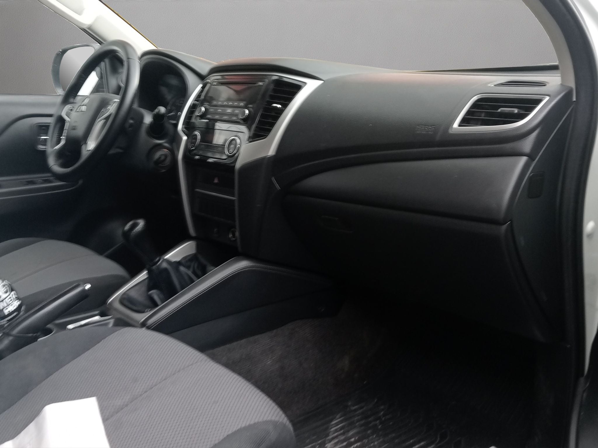 2023 Mitsubishi L200 2.4 Glx Cabina Doble 4x2 Mt