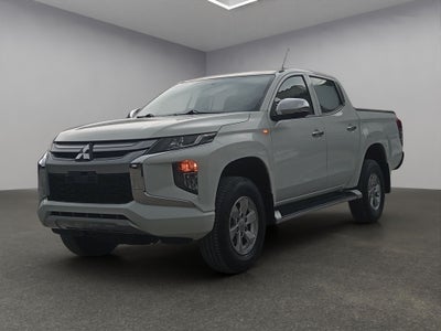 2023 Mitsubishi L200 2.4 Glx Cabina Doble 4x2 Mt