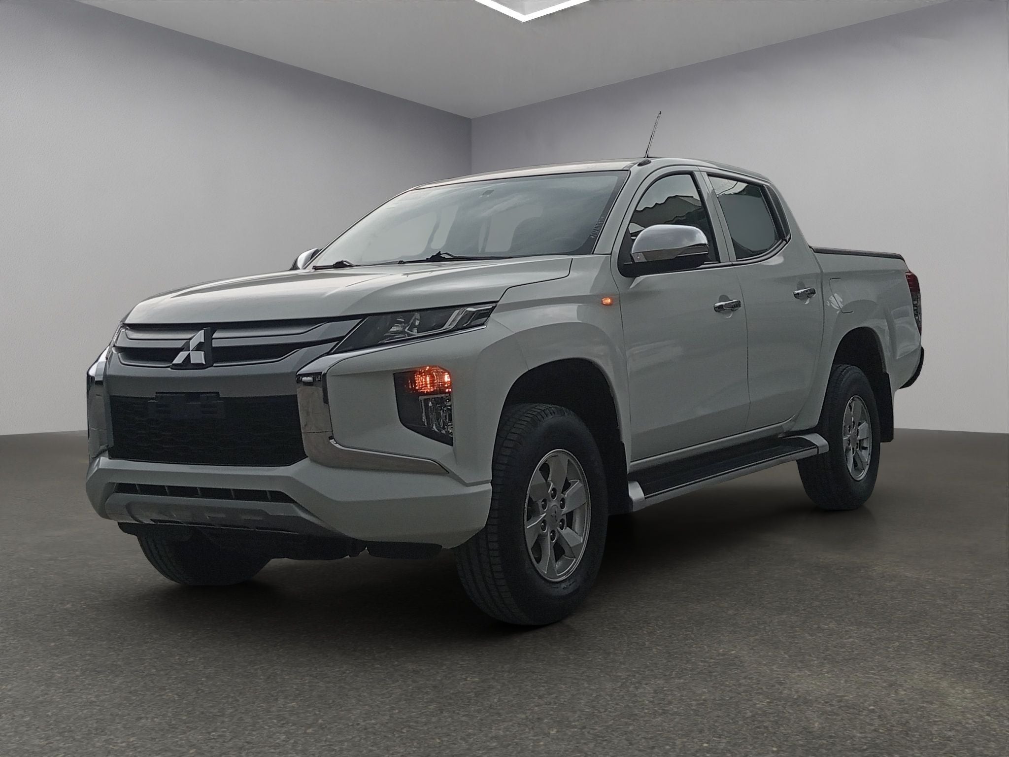 2023 Mitsubishi L200 2.4 Glx Cabina Doble 4x2 Mt