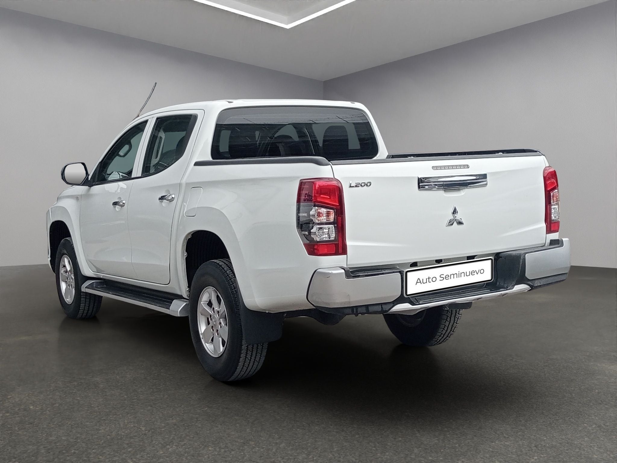2022 Mitsubishi L200 2.4 Glx Cabina Doble 4x2 Mt
