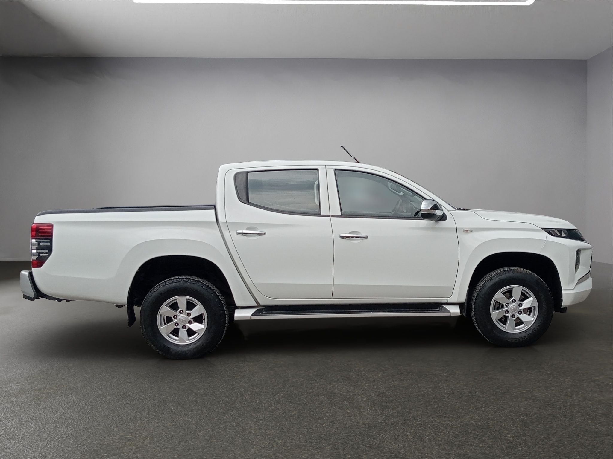 2022 Mitsubishi L200 2.4 Glx Cabina Doble 4x2 Mt