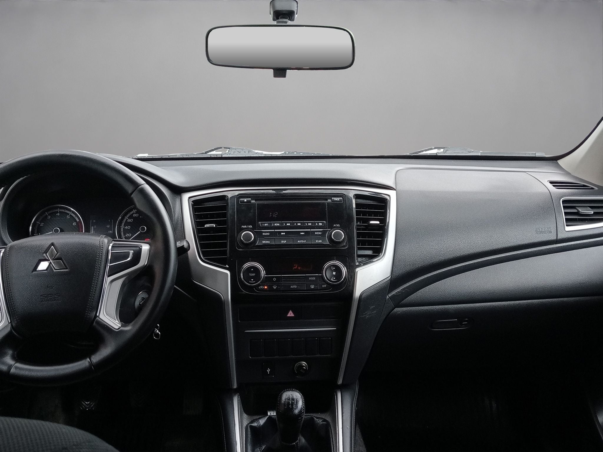 2023 Mitsubishi L200 2.4 Glx Cabina Doble 4x2 Mt