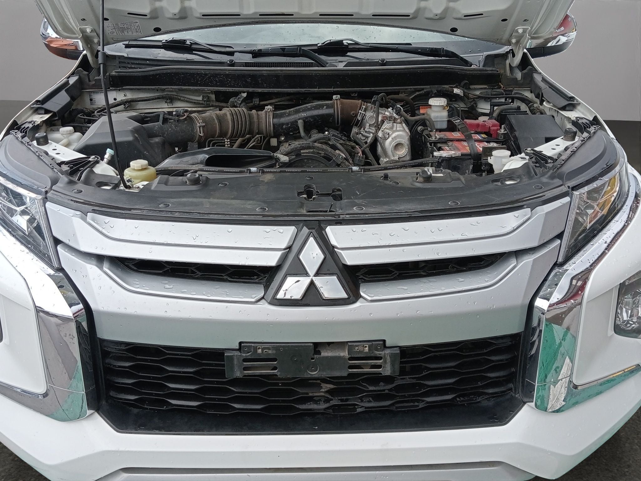 2023 Mitsubishi L200 2.4 Glx Cabina Doble 4x2 Mt