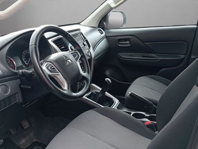2023 Mitsubishi L200 2.4 Glx Cabina Doble 4x2 Mt