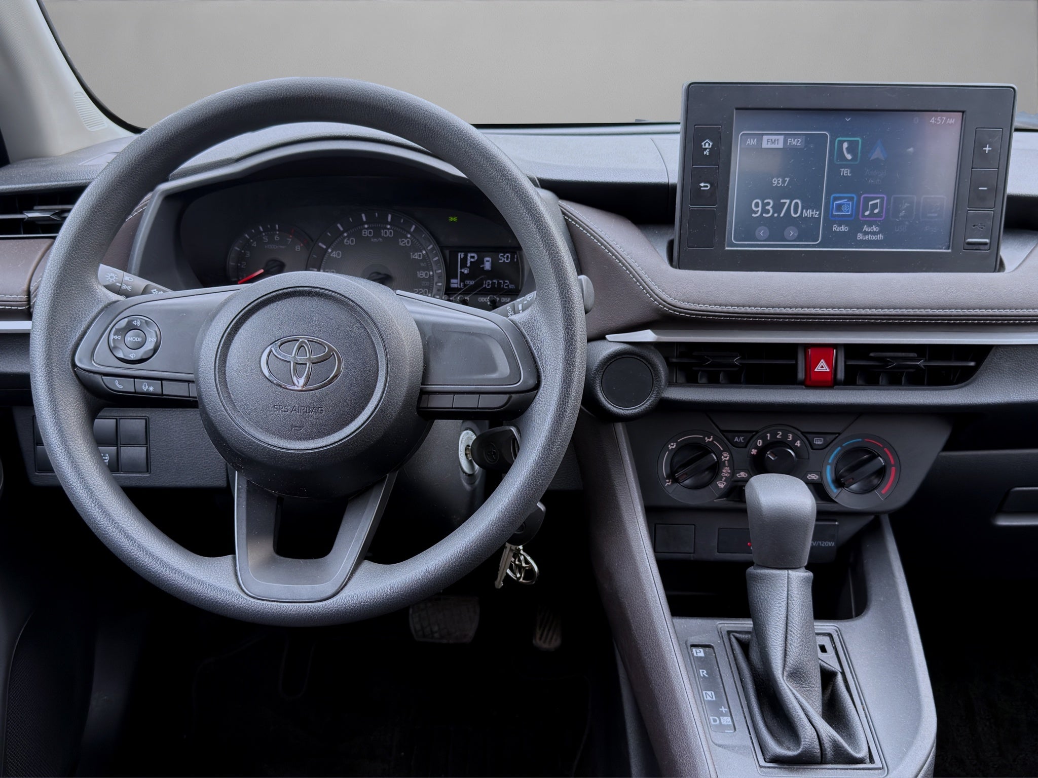 2025 Toyota YARIS 4P SEDAN BASE L41.5 AUT