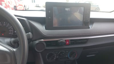 2025 Toyota YARIS 4P SEDAN BASE L41.5 AUT