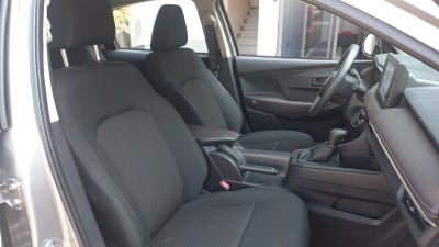 2025 Toyota YARIS 4P SEDAN BASE L41.5 AUT