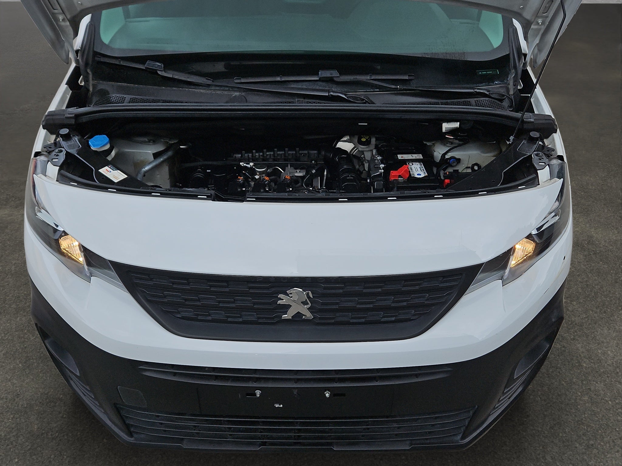 2024 PEUGEOT PARTNER MAXI 5P PACK L31.2T PURE TECH MAN